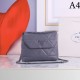 PRADA Prada shoulder bag 2022SS transformed into a beautiful outfit PRADA Prada shoulder bag 2022SS transformed into a beautiful outfit