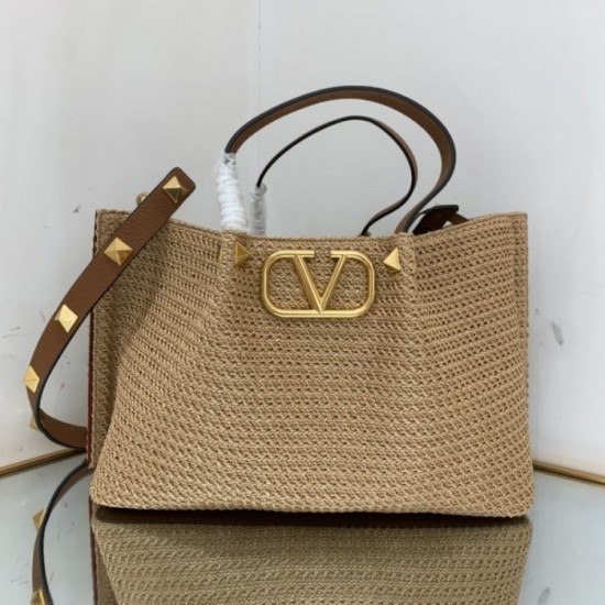 VALENTINO Valentino tote bag 2022SS novel style VALENTINO Valentino tote bag 2022SS novel style