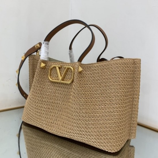 VALENTINO Valentino tote bag 2022SS novel style VALENTINO Valentino tote bag 2022SS novel style