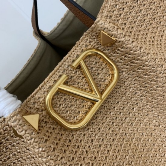 VALENTINO Valentino tote bag 2022SS novel style VALENTINO Valentino tote bag 2022SS novel style