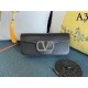 VALENTINO Valentino shoulder bag 2022SS must-see nice elegant VALENTINO Valentino shoulder bag 2022SS must-see nice elegant