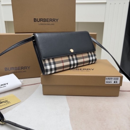 2022 brand new trendy long wallet BURBERRY Burberry 2022 brand new trendy long wallet BURBERRY Burberry
