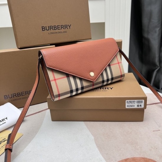 2022 New Cumulative Total Sales No. 1 Long Wallet BURBERRY Burberry 2022 New Cumulative Total Sales No. 1 Long Wallet BURBERRY Burberry