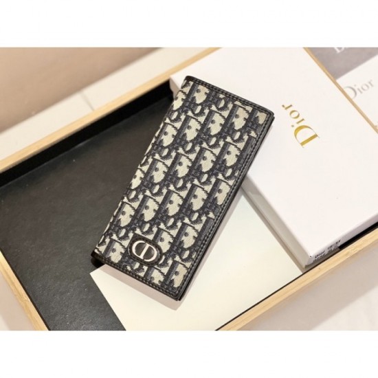 2022 new goods end as soon as sold out first come first served long wallet DIOR Dior 2022 new goods end as soon as sold out first come first served long wallet DIOR Dior