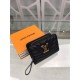 LOUIS VUITTON Louis Vuitton 2022SS Highly likable item Women's bi-fold wallet M63789 LOUIS VUITTON Louis Vuitton 2022SS Highly likable item Women's bi-fold wallet M63789