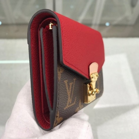 LOUIS VUITTON Louis Vuitton 2022SS Too advanced dressing Tri-fold wallet for ladies M67478, M67479 LOUIS VUITTON Louis Vuitton 2022SS Too advanced dressing Tri-fold wallet for ladies M67478, M67479