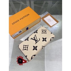 LOUIS VUITTON Louis Vuitton 2022SS This year's popular outfit Ladies coin bag M69727