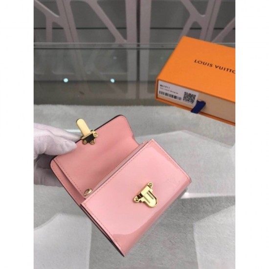 LOUIS VUITTON Louis Vuitton 2022SS Overseas Fashion New Women's Tri-Fold Wallet M61911, M61912 LOUIS VUITTON Louis Vuitton 2022SS Overseas Fashion New Women's Tri-Fold Wallet M61911, M61912