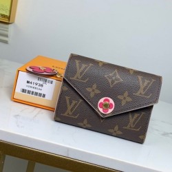 LOUIS VUITTON Louis Vuitton 2022SS Especially this season's spring / summer attention Women's tri-fold wallet M41938