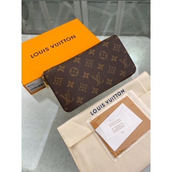 LOUIS VUITTON Louis Vuitton 2022SS Featured in popular fashion magazines Women's wallet M69054 LOUIS VUITTON Louis Vuitton 2022SS Featured in popular fashion magazines Women's wallet M69054