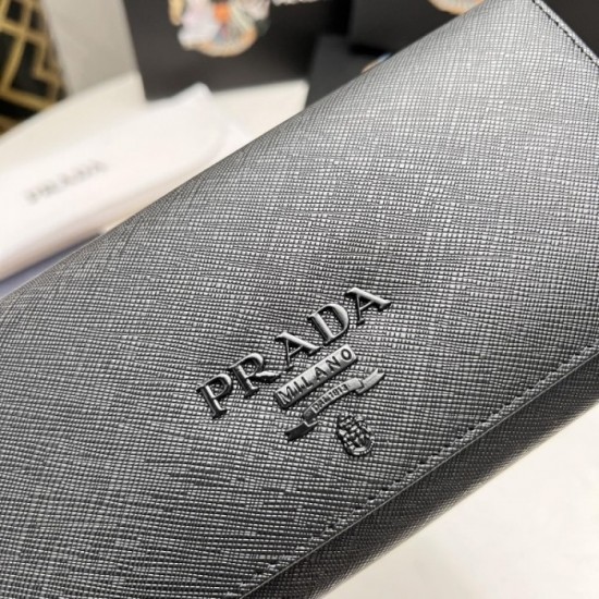 2022New Products Most Featured Long Wallet PRADA Prada 2022New Products Most Featured Long Wallet PRADA Prada