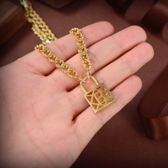Long lasting BALENCIAGA Balenciaga 2022AW necklace Long lasting BALENCIAGA Balenciaga 2022AW necklace