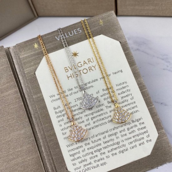 2022SS BVLGARI Limited sale in Bvlgari Spring / Summer! necklace 2022SS BVLGARI Limited sale in Bvlgari Spring / Summer! necklace