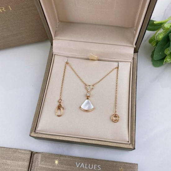 2022SS BVLGARI Bvlgari latest attention fashion necklace 2022SS BVLGARI Bvlgari latest attention fashion necklace
