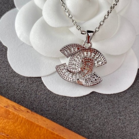 2022SS CHANEL Shining luxury necklace 2022SS CHANEL Shining luxury necklace