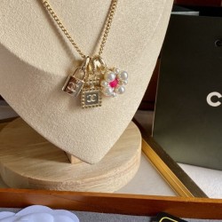 2022SS CHANEL Fashionable necklace