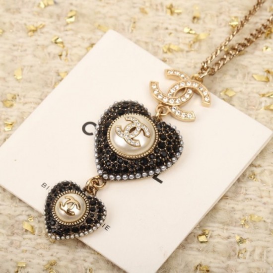 CHANEL Chanel 2022AW necklace paying attention to your feet CHANEL Chanel 2022AW necklace paying attention to your feet