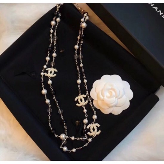 Limited sale in autumn and winter! CHANEL Chanel 2022AW necklace Limited sale in autumn and winter! CHANEL Chanel 2022AW necklace