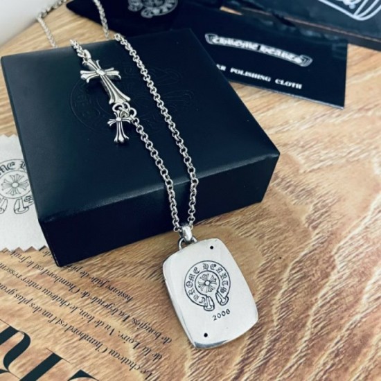 2022SS CHROME HEARTS Chrome Hearts necklace that is active every season 2022SS CHROME HEARTS Chrome Hearts necklace that is active every season