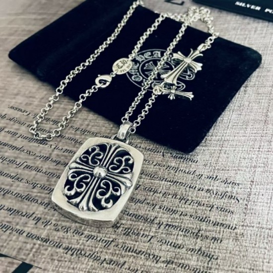 2022SS CHROME HEARTS Chrome Hearts necklace that is active every season 2022SS CHROME HEARTS Chrome Hearts necklace that is active every season