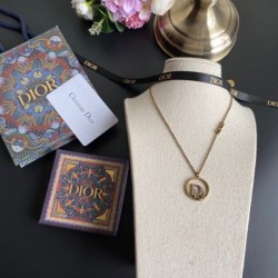 2022SS DIOR Dior popular spring / summer collection necklace