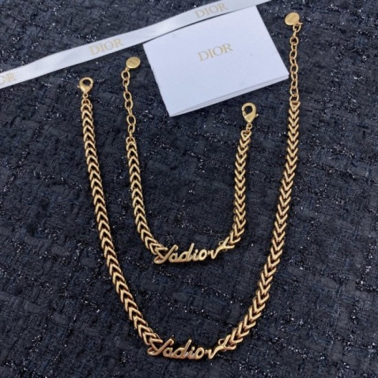 2022SS DIOR Dior Spring Summer Trend NO1 Necklace 2022SS DIOR Dior Spring Summer Trend NO1 Necklace