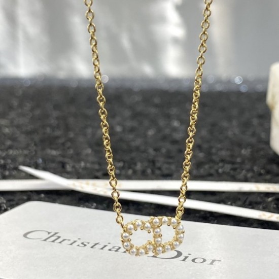 Trendy style! DIOR Dior 2022AW necklace Trendy style! DIOR Dior 2022AW necklace