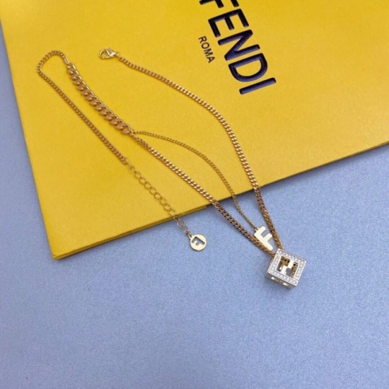2022SS FENDI Summer new Japan undeveloped necklace 2022SS FENDI Summer new Japan undeveloped necklace