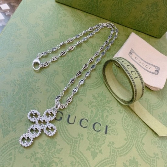 2022SS GUCCI Gucci necklace active at the turn of the season 2022SS GUCCI Gucci necklace active at the turn of the season