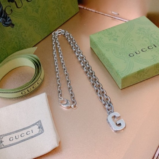 2022SS GUCCI Gucci spring one-of-a-kind VIP customer sale necklace 2022SS GUCCI Gucci spring one-of-a-kind VIP customer sale necklace