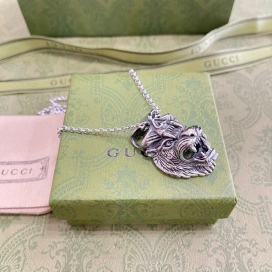 2022SS GUCCI Gucci give a gentle impression Necklace 2022SS GUCCI Gucci give a gentle impression Necklace
