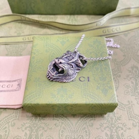 2022SS GUCCI Gucci give a gentle impression Necklace 2022SS GUCCI Gucci give a gentle impression Necklace