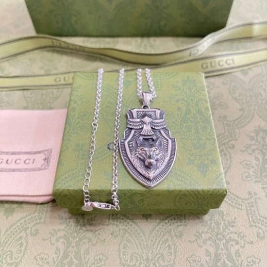 2022SS GUCCI Gucci fresh yet elegant necklace 2022SS GUCCI Gucci fresh yet elegant necklace