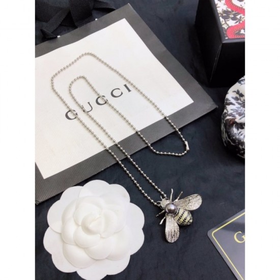 GUCCI Gucci 2022AW necklace with an impression of adult sex appeal GUCCI Gucci 2022AW necklace with an impression of adult sex appeal