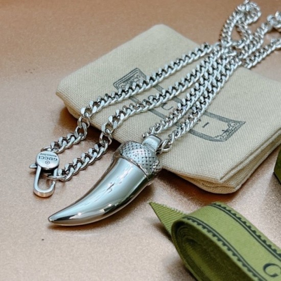 Luxury style GUCCI Gucci 2022AW necklace Luxury style GUCCI Gucci 2022AW necklace