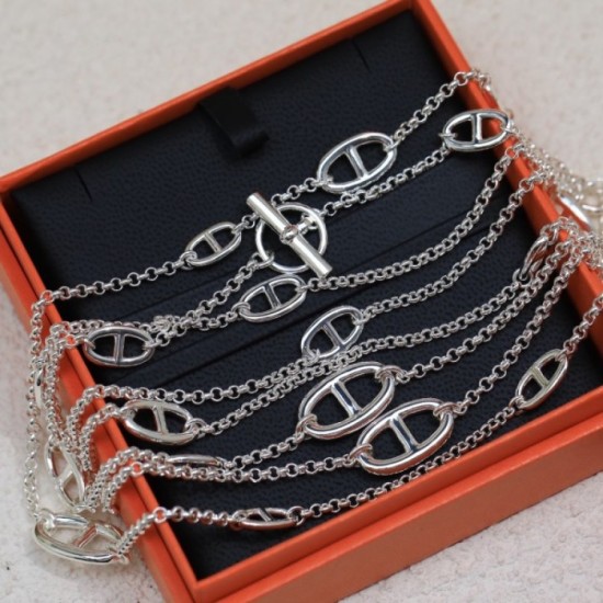 2022SS HERMES Hermes Necklace in a soft atmosphere 2022SS HERMES Hermes Necklace in a soft atmosphere