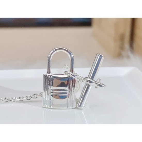 2022SS HERMES Hermes Elegant, clean and likable necklace 2022SS HERMES Hermes Elegant, clean and likable necklace
