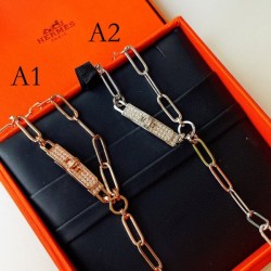 Wearing a strong sense of jewel HERMES Hermes 2022AW necklace