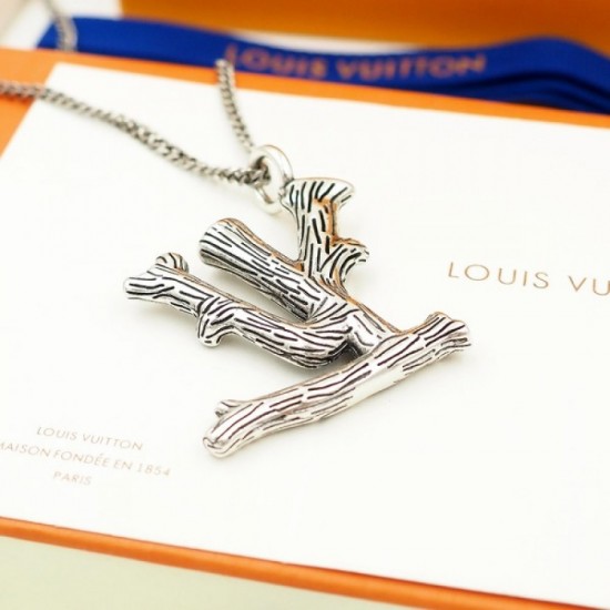 2022SS LOUIS VUITTON Overwhelmingly popular necklace 2022SS LOUIS VUITTON Overwhelmingly popular necklace
