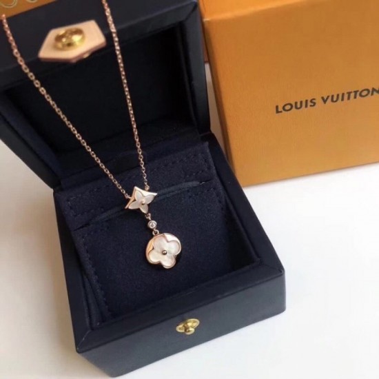 Attractive new LOUIS VUITTON Louis Vuitton 2022AW necklace Attractive new LOUIS VUITTON Louis Vuitton 2022AW necklace