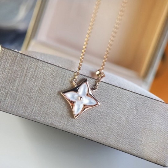 Attractive beautiful goods LOUIS VUITTON Louis Vuitton 2022AW necklace Attractive beautiful goods LOUIS VUITTON Louis Vuitton 2022AW necklace