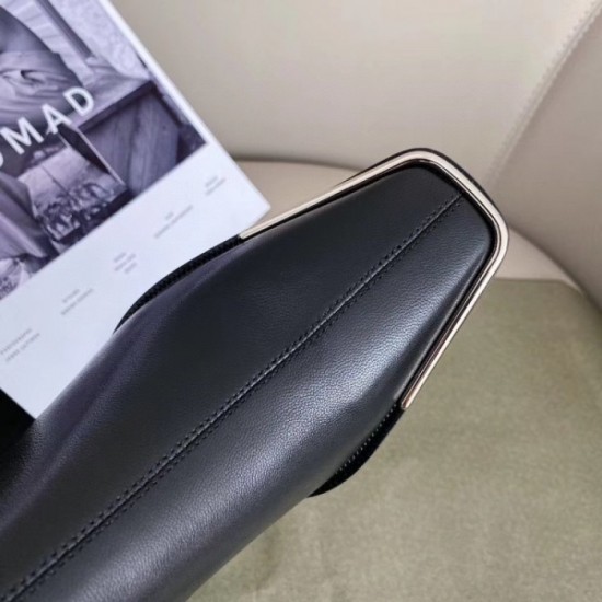 2022AW boots must be sold out ALEXANDER WANG 2022AW boots must be sold out ALEXANDER WANG