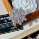 CHANEL 2022 fashionable summer fashion brooch CHANEL 2022 fashionable summer fashion brooch