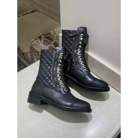 2022AW Boots Unique item that will be the leading role CHANEL Chanel 2022AW Boots Unique item that will be the leading role CHANEL Chanel