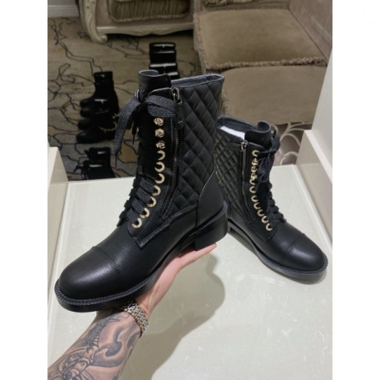 2022AW Boots Unique item that will be the leading role CHANEL Chanel 2022AW Boots Unique item that will be the leading role CHANEL Chanel