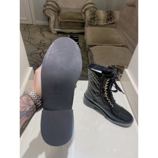 2022AW Boots Unique item that will be the leading role CHANEL Chanel 2022AW Boots Unique item that will be the leading role CHANEL Chanel