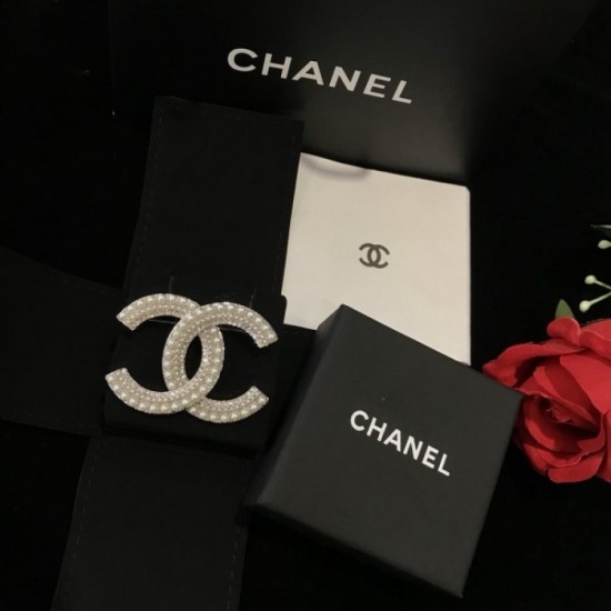 CHANEL [2022] Summer fashion brooch