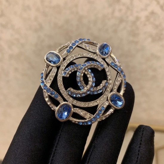 CHANEL 2022 Spring / Summer Trend Color Brooch CHANEL 2022 Spring / Summer Trend Color Brooch