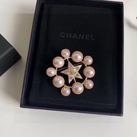 CHANEL 2022 fashionable beauty brooch CHANEL 2022 fashionable beauty brooch