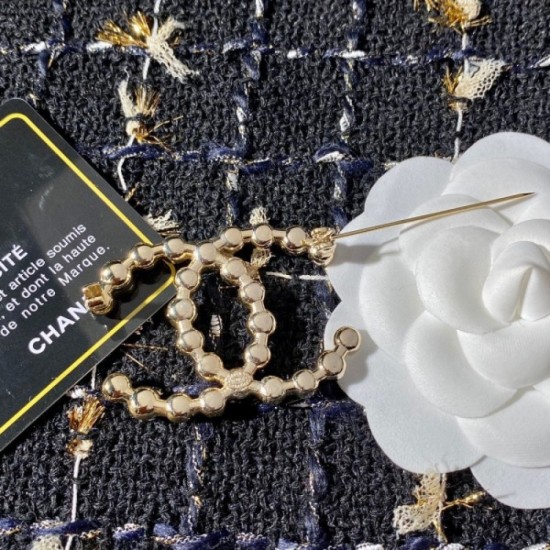 CHANEL 2022 Check out the spring and summer trends Brooch CHANEL 2022 Check out the spring and summer trends Brooch